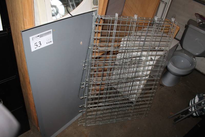 lot 53 image: Collapsible Dog Kennel, 42 inches by 22 inches by 26 inches tall
