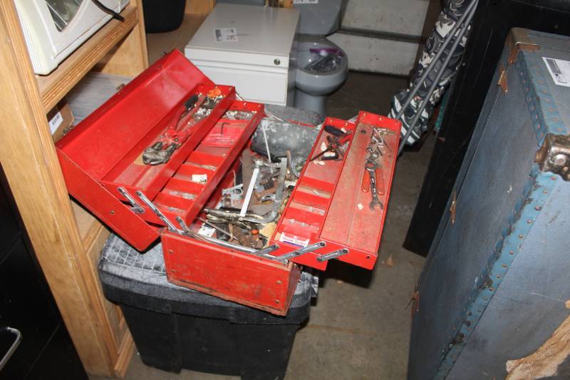 lot 38 image: Tool Box