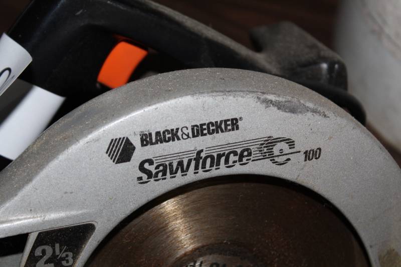 Black Decker 7.25in. Sawforce 100 Circular Saw Blaine Vehicle