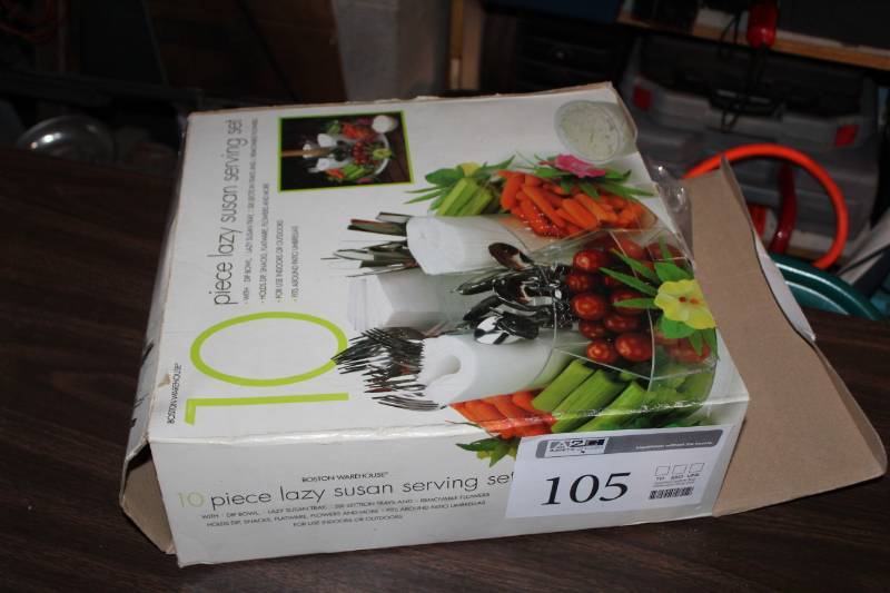 lot 105 image: 10-Piece Lazy Susan Serving Set