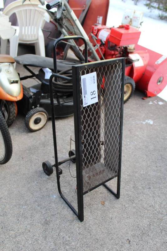 lot 18 image: Heatstar Mr. Heater Portable Infrared Heater