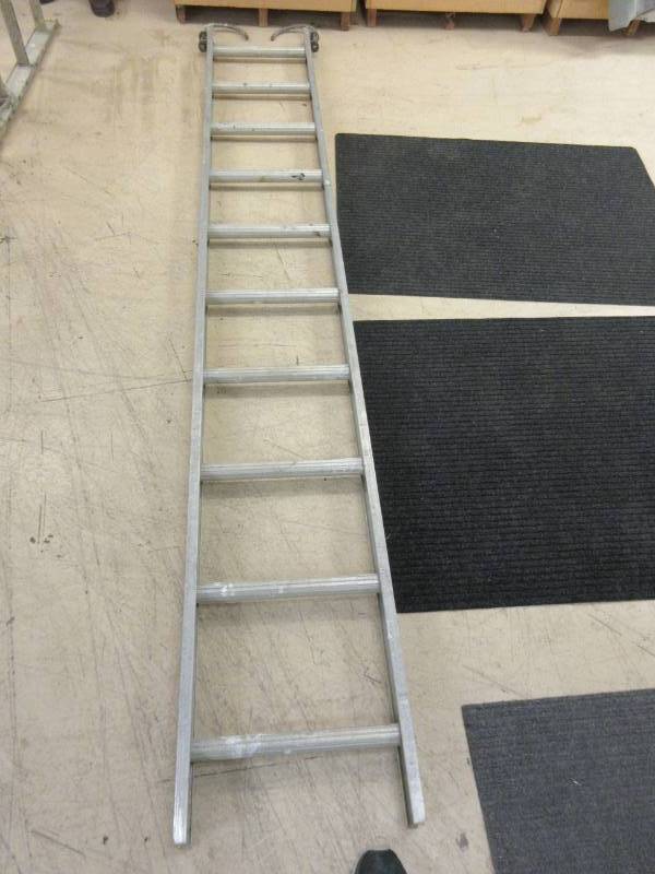 WERNER HOOK LADDER