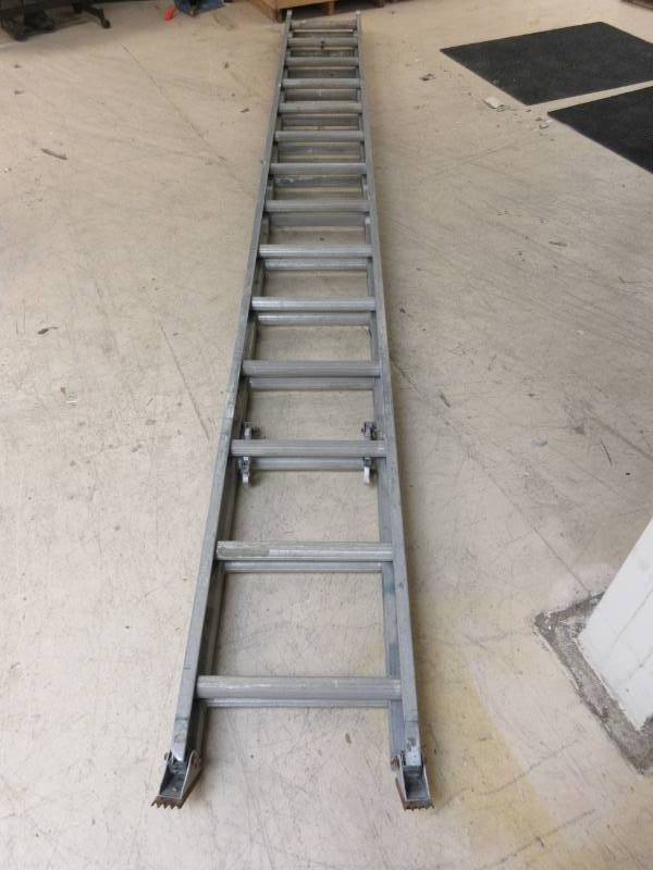 WERNER EXTENSION LADDER