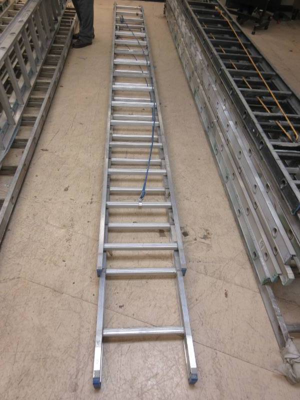 WERNER EXTENSION LADDER
