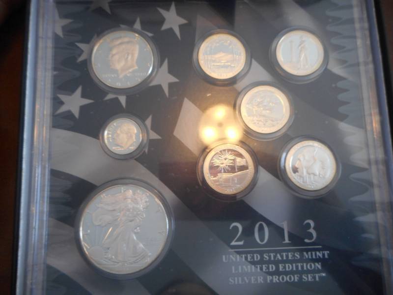 lot 90 image: Coins