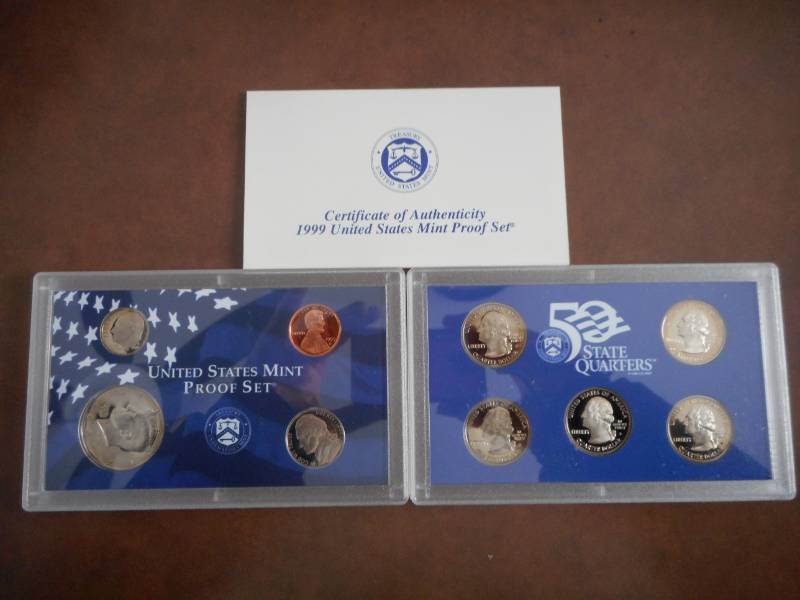 lot 44 image: Coins