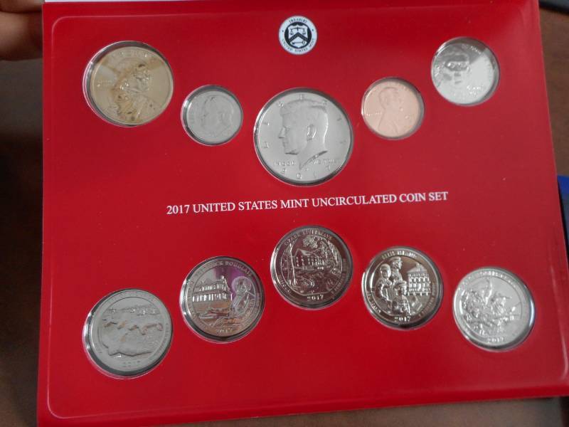 lot 103 image: Coins