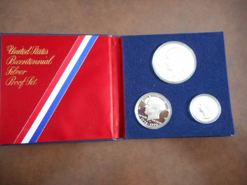 lot 104 image: Coins