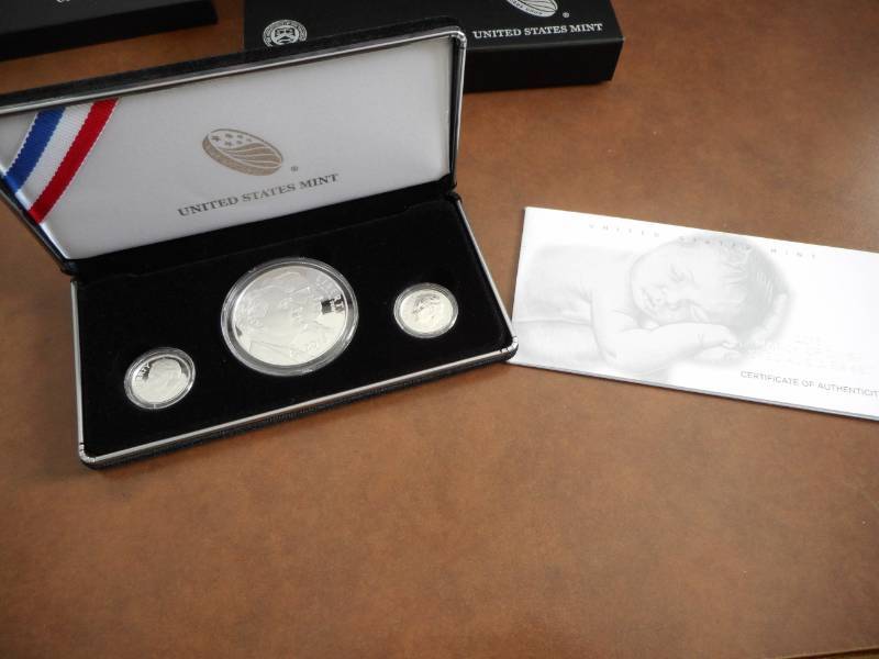 lot 125 image: Coins
