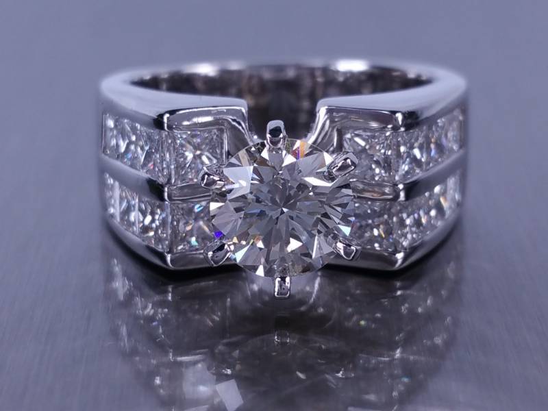 Fine Genuine 1.75Ct Round Brilliant Cut Diamond Engagement Ring 10K White Gold