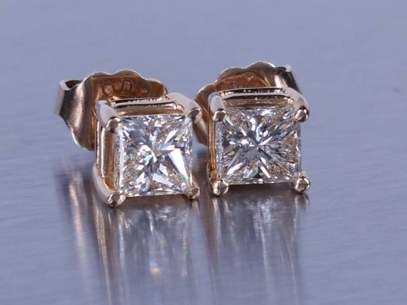 1 CT Princess Cut Diamond Stud Earrings in 14k Yellow Gold