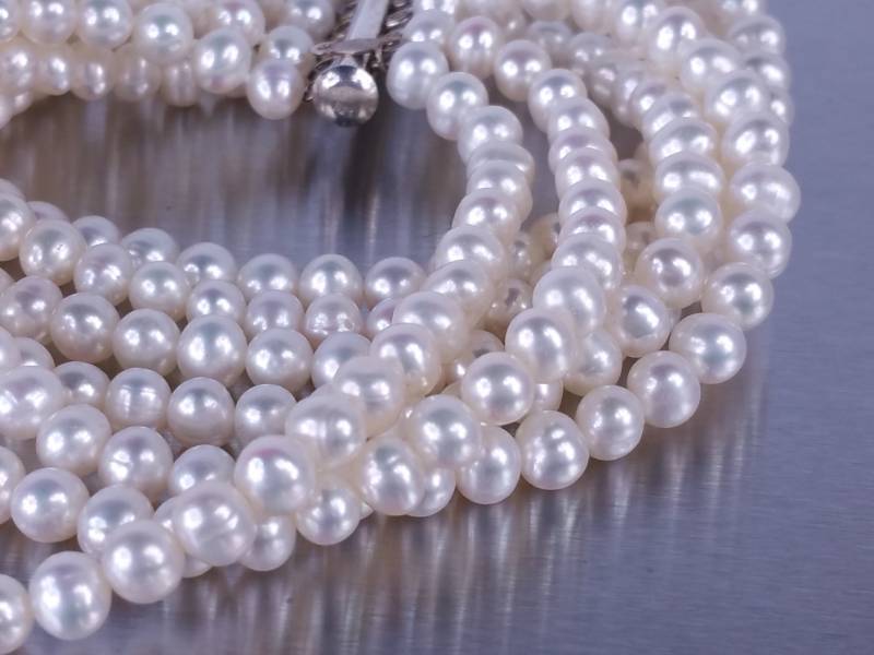 7 Strand Pearl Bracelet