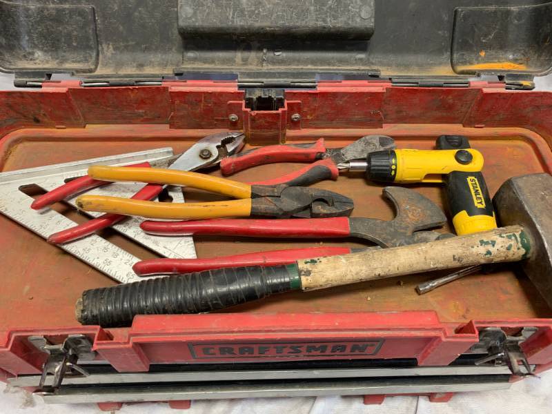 lot 36 image: Craftsman Toolbox Full of Tools
