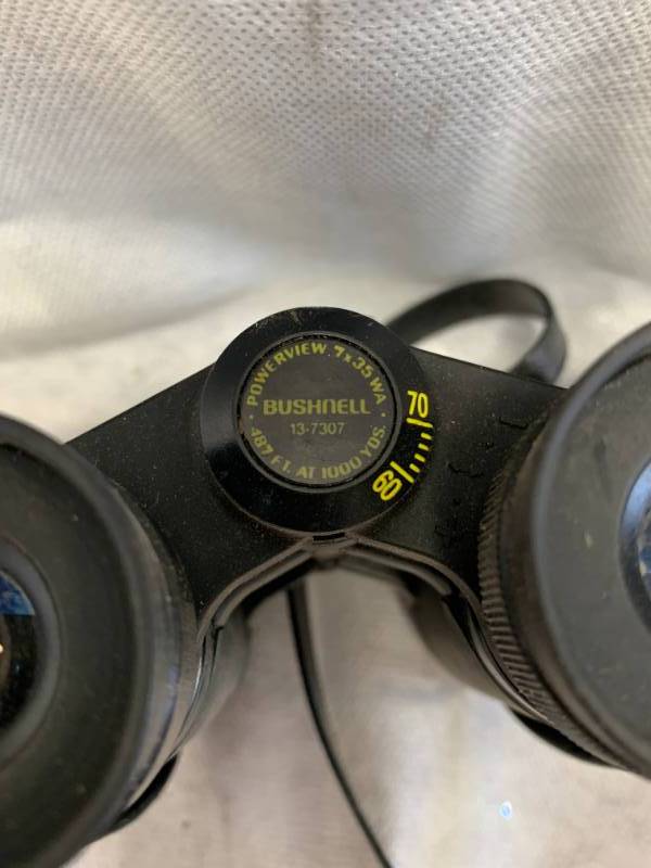 lot 51 image: Bushnell 7 x 25 Binoculars