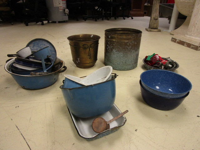 lot 205 image: BRASS CANISTERS, COOKIE CUTTERS, ASSORTED ENAMELWARE