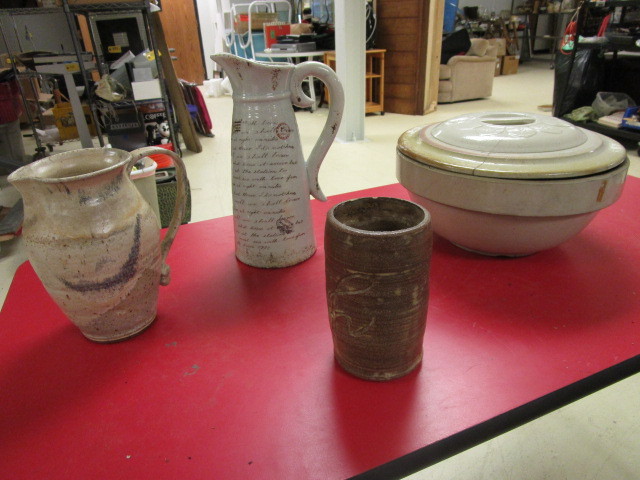 lot 227 image: POTTERY PITCHERS, PLANTER AND COVERED BOWL