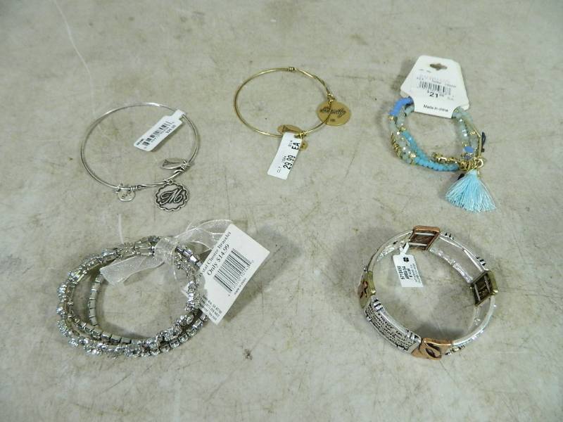 lot 13 image: 5 New Bracelets