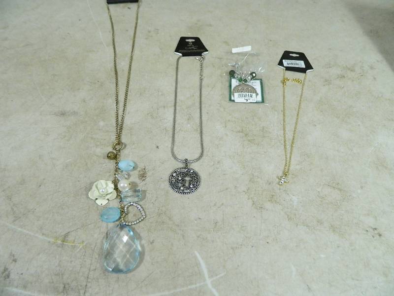 lot 14 image: 4 New Necklaces