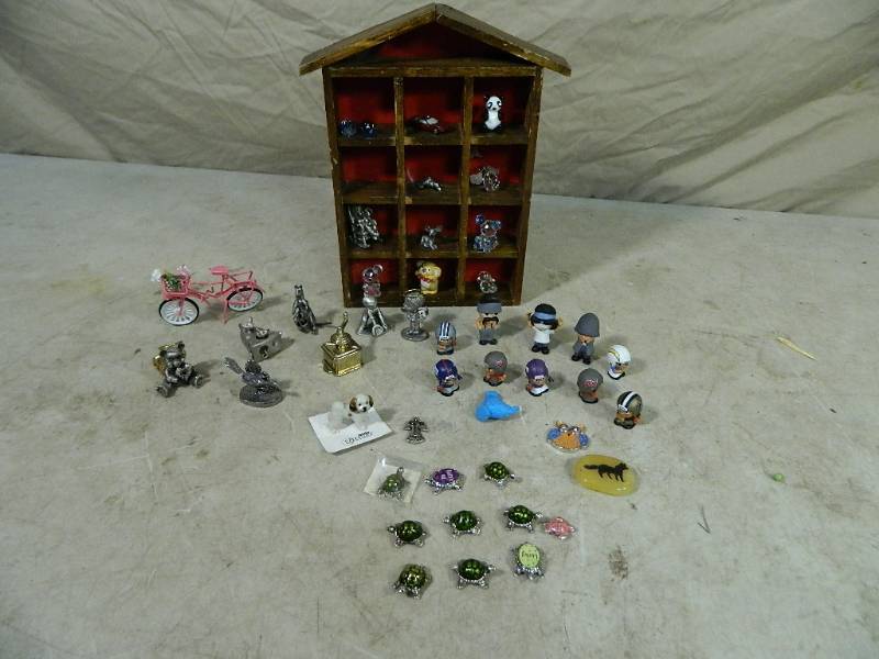 lot 58 image: Miniatures and More