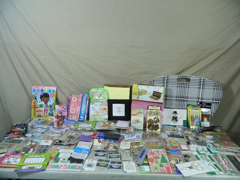lot 110 image: Craft Items