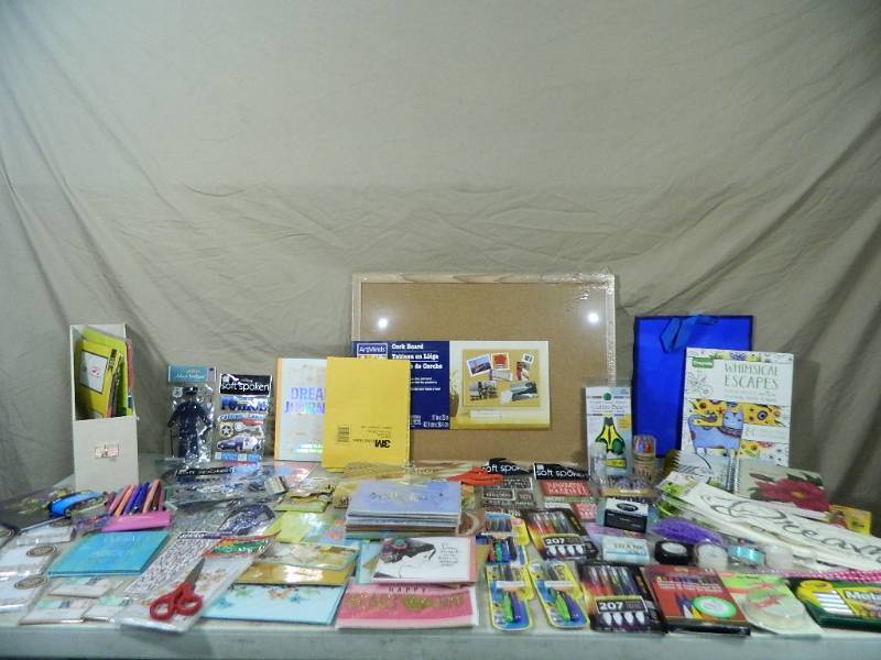 lot 113 image: Craft Items