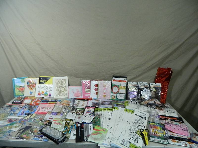 lot 116 image: Craft Items