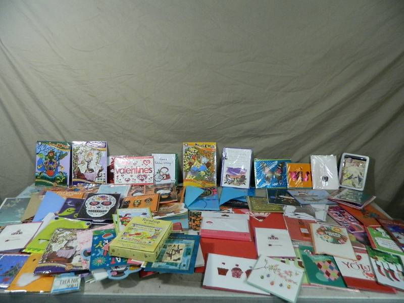 lot 119 image: New Greeting Cards