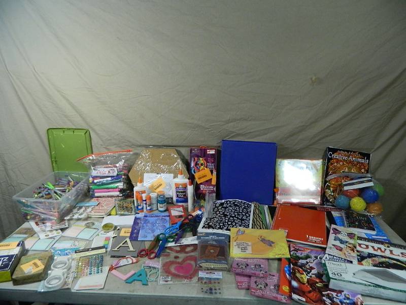 lot 123 image: Craft Items