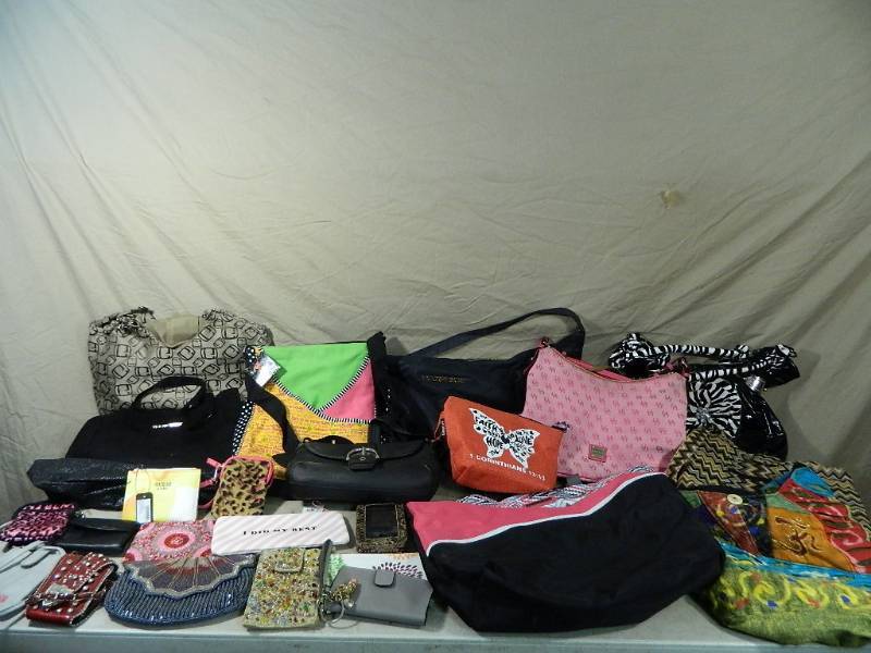 lot 129 image: New and Preowned Purses, Bags, and More