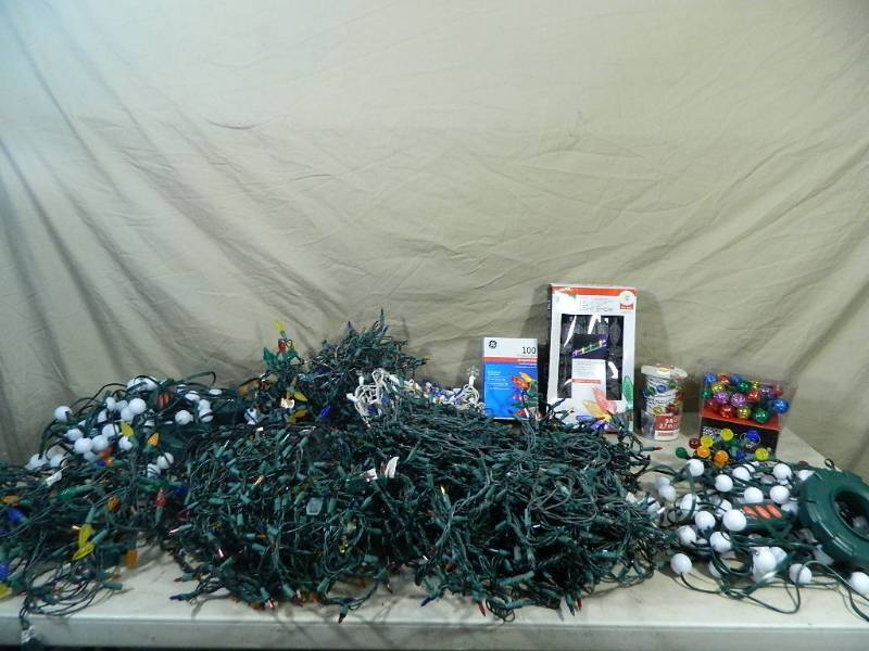 lot 161 image: New and Used Christmas  Holiday Lights
