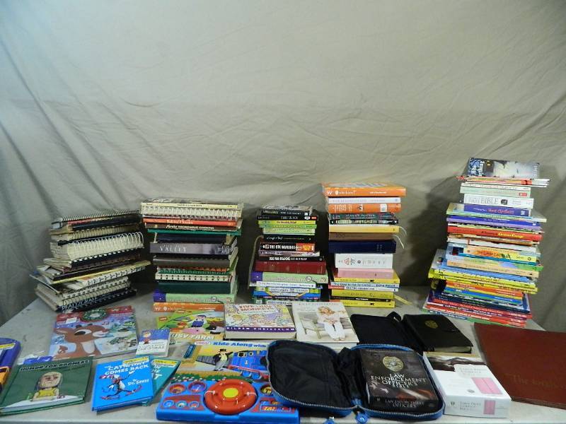 lot 163 image: Assorted Books