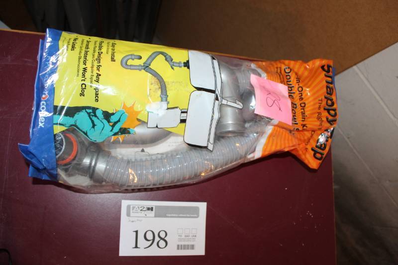 lot 198 image: Snappy Trap All-In-One Drain Kit