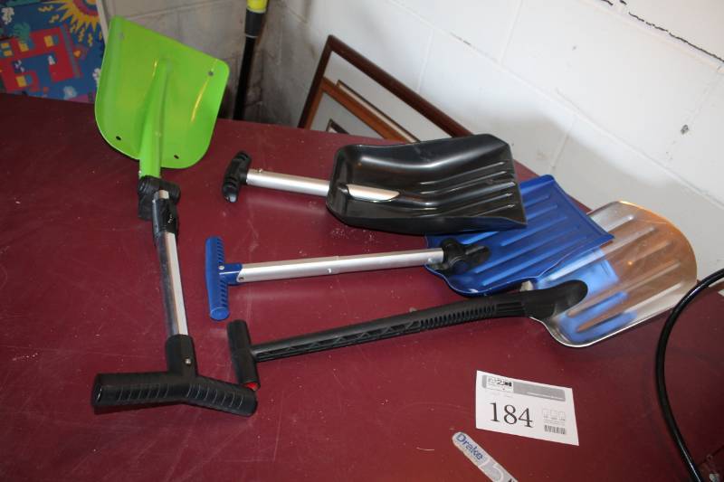 lot 184 image: Shovels
