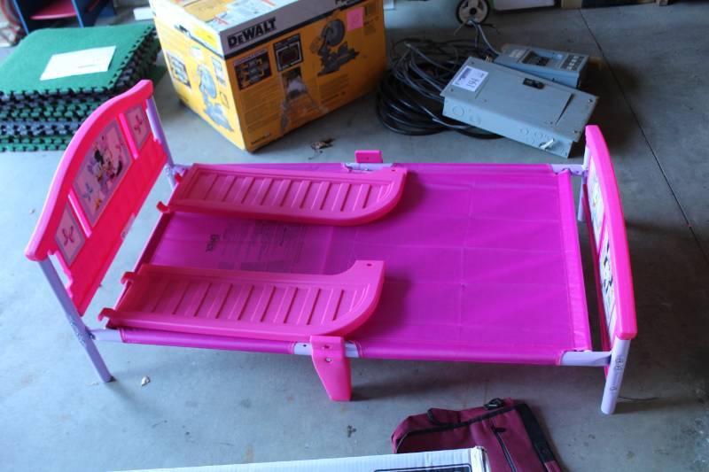 lot 213 image: Delta Children Toddler Bed w Instructions