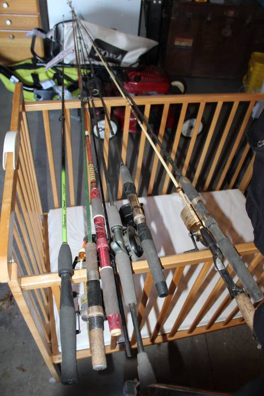 lot 222 image: Fishing Rods w Reels