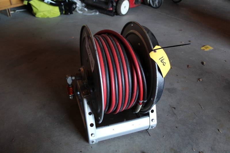 lot 162 image: 2002 Hannay Reels Permanent Magnet Motor Air Hose Reel w Air Hose