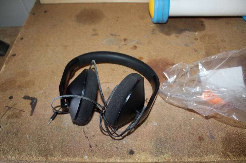 lot 234 image: Xbox One Head Sets