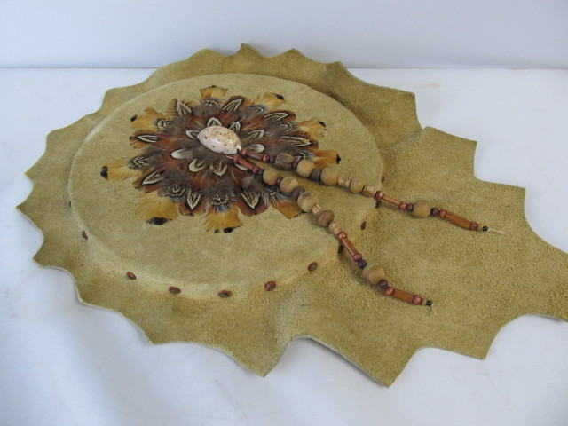 lot 10 image: Vintage Genuine Leather Beads & Feather Native American Style Wall Hanging