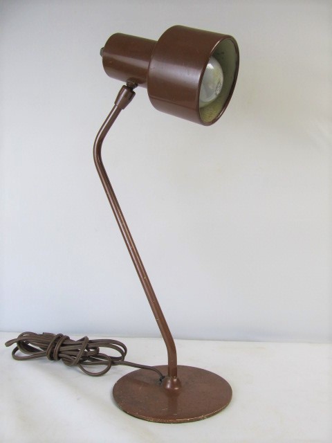 lot 60 image: Mid Century Grasshopper Style Desk Lamp