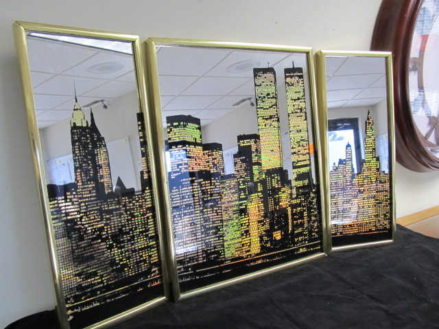 lot 76 image: Set of 3 Vintage New York Skyline Picture Mirrors