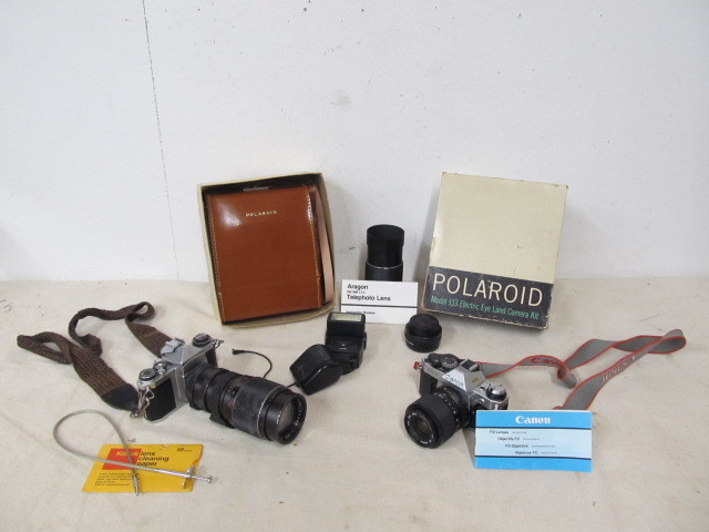 lot 35 image: Lot of Vintage Film Cameras & Accessories