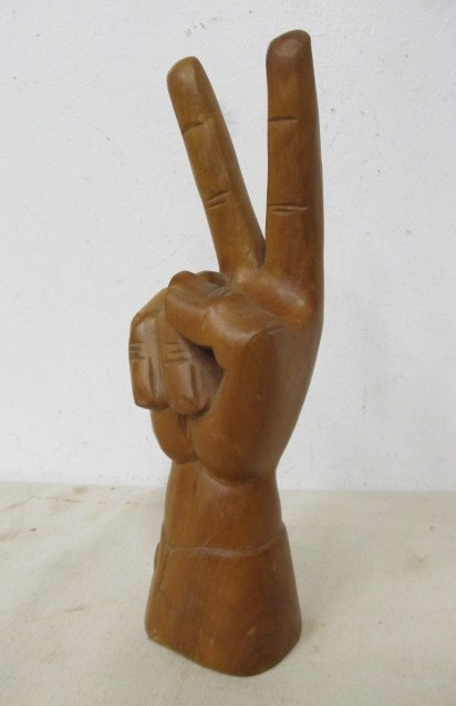 lot 43 image: Large 14 Hand Carved PEACE SIGN Wooden Hand Statue