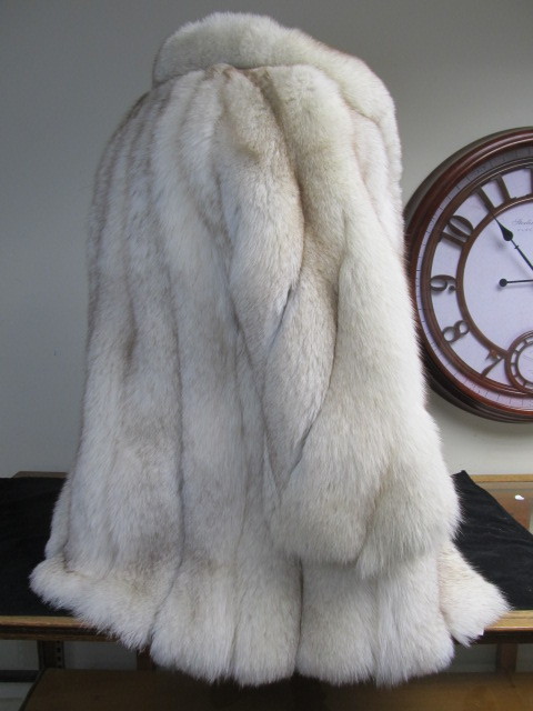 lot 142 image: Nice ROY BJORKMAN Faux Fox Fur Coat