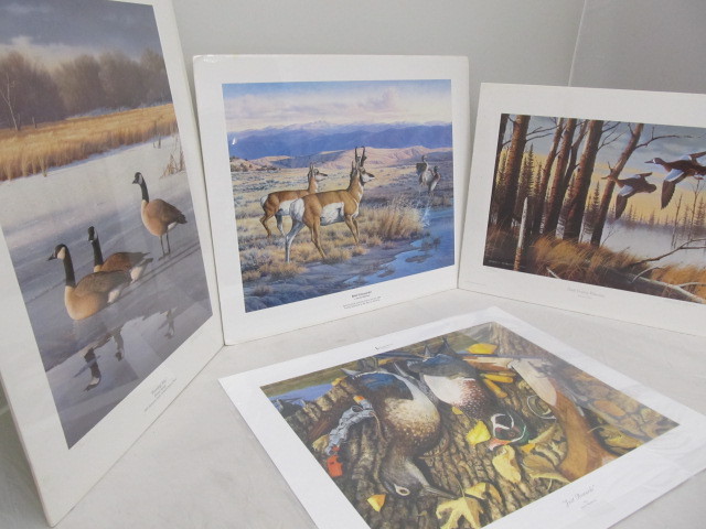 lot 158 image: 4 Signed & Numbered Wildlife Prints