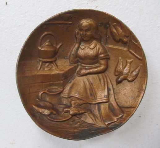 lot 160 image: Group of Vintage Iron & Metal Art Pieces