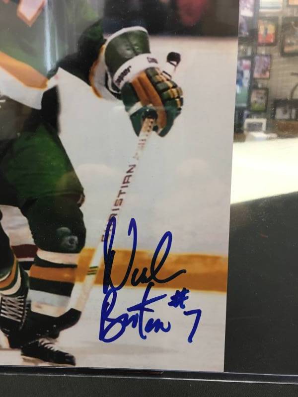 lot 13 image: Minnesota North Stars  Neil Bratton  Autographed 8x12 Photo