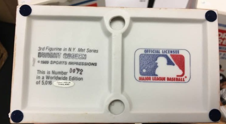 lot 69 image: Limited Edition Dwight Gooden Sports Impressions Porcelain Statue