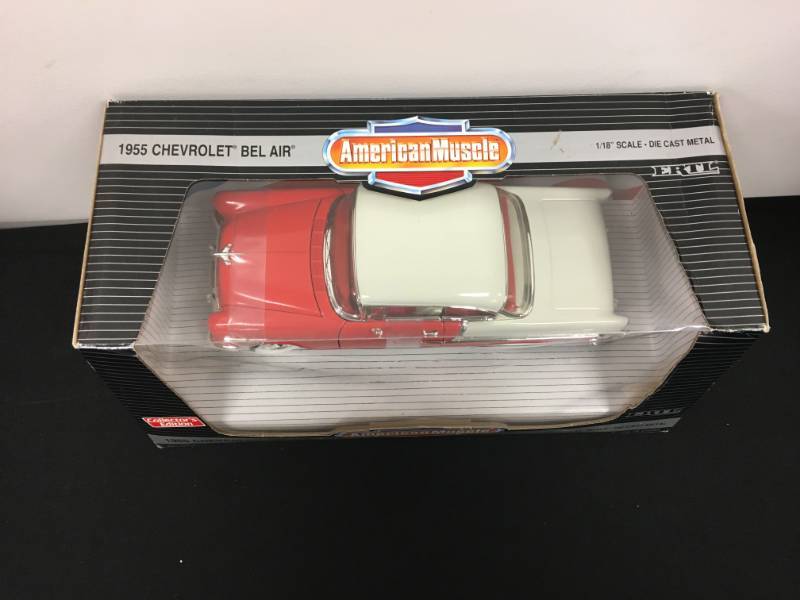 lot 111 image: 1955 Chevrolet Bel Air Diecast - 118 Scale