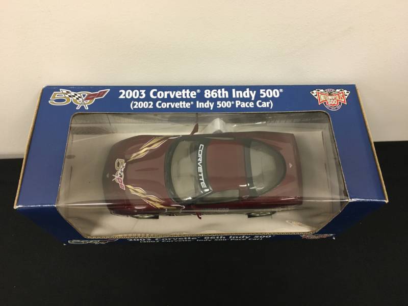 lot 112 image: Revell 2003 Chevrolet Corvette Official 86th Indy 500 Pace Car ( Plastic Promo)