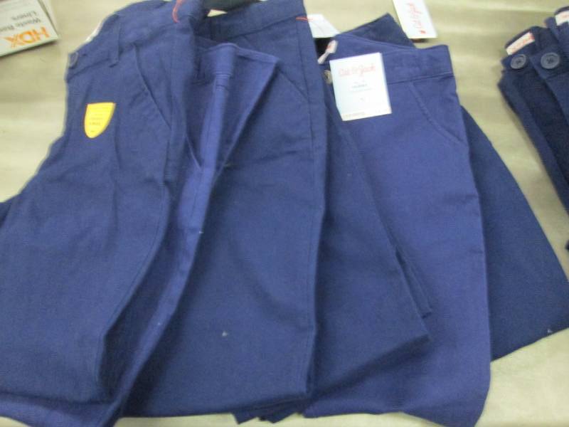 lot 62 image: Lot of 7 Cat & Jack Stretch Girls U...
